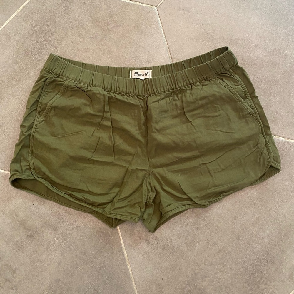 Madewell hunter green shorts